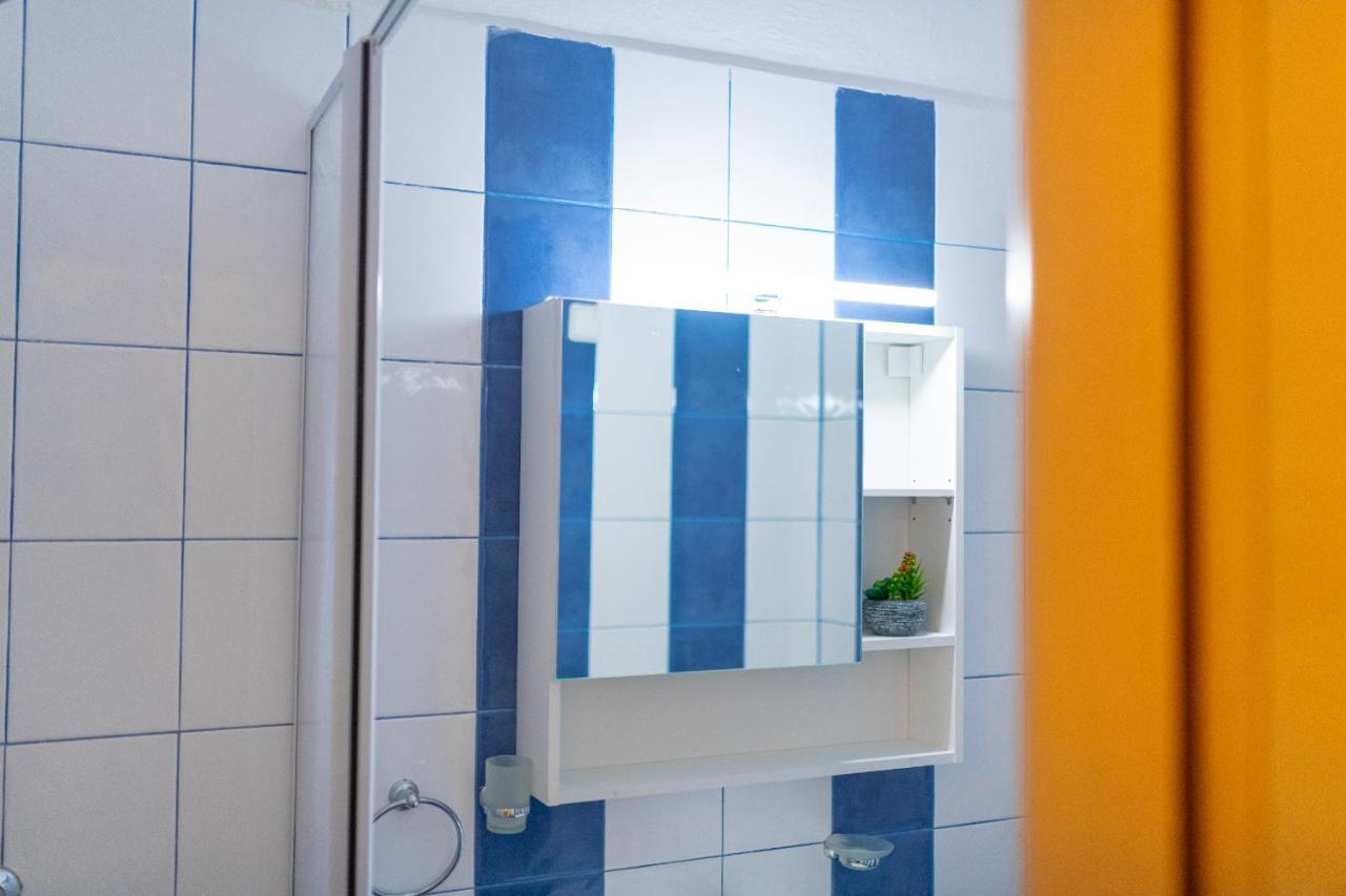 Niovi, Stylish Apartment Near The Waterfront Salonicco Esterno foto