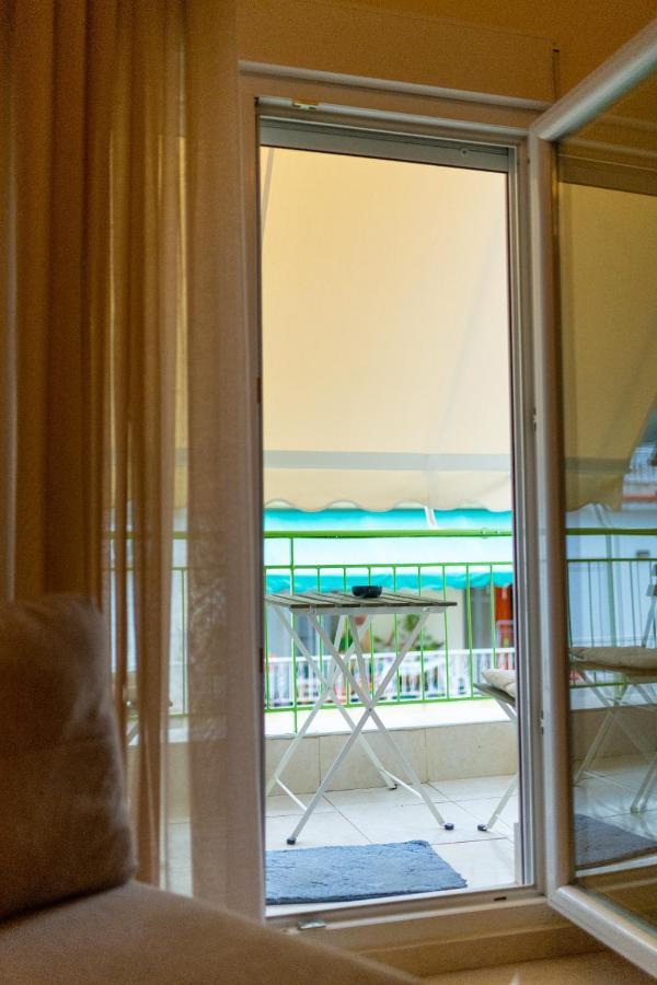 Niovi, Stylish Apartment Near The Waterfront Salonicco Esterno foto